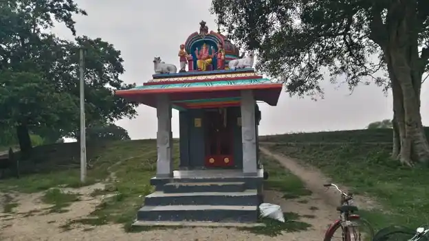 Arulmigu Vinayagar Temple, Kaveripalayam - 621718 Temple