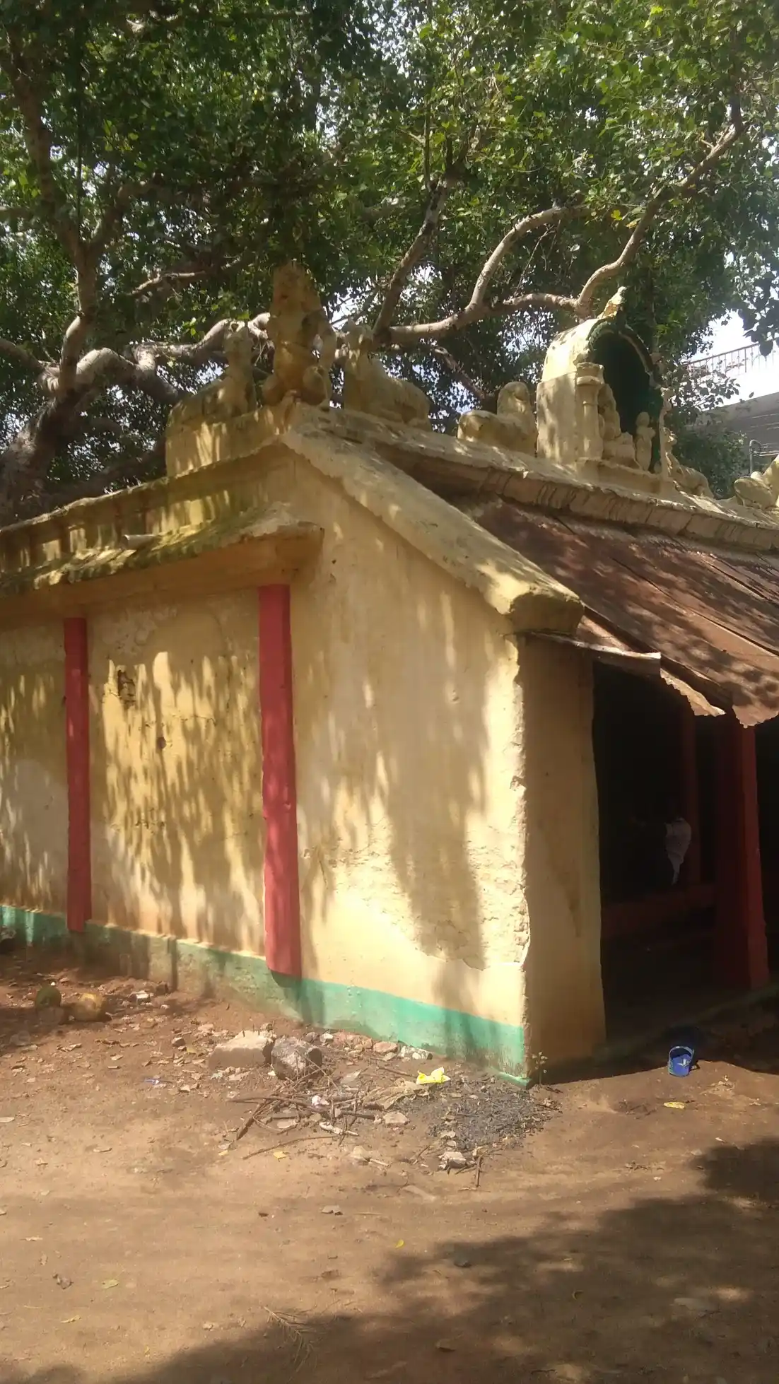 Arulmigu Vinayagar Temple, Kondamanayakanoor - 625512 அருள்மிகு விநாயகர் திருக்கோயில், Kondamanayakanoor - 625512, Theni - Ancient Temple Architecture and History Image 2