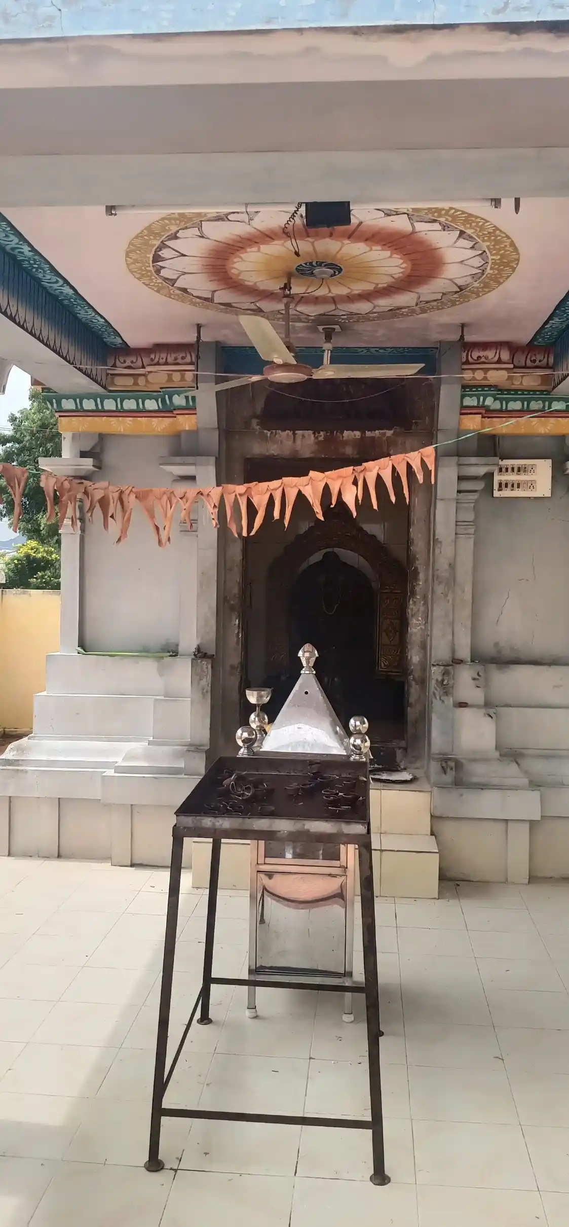 Arulmigu Vinayagar Temple, Kondangikeeranoor - 624612 அருள்மிகு விநாயகர் திருக்கோயில், Kondangikeeranoor - 624612, Dindigul - Ancient Temple Architecture and History Image 4
