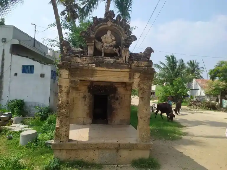 Arulmigu Vinayagar Temple, Kovilpalayam - 621716 அருள்மிகு விநாயகர் மாரியம்மன் திருக்கோயில், Kovilpalayam - 621716, Perambalur - Ancient Temple Architecture and History Image 4