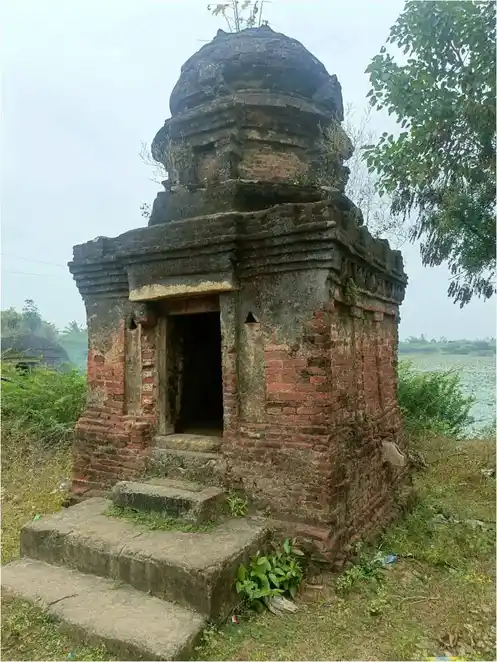 Arulmigu Vinayagar Temple, Kuruvallapparkoil, Ariyalur - 621804 Arulmigu Vinayagar Temple, Kuruvallapparkoil, Ariyalur - 621804, Ariyalur - Ancient Temple Architecture and History Image 3
