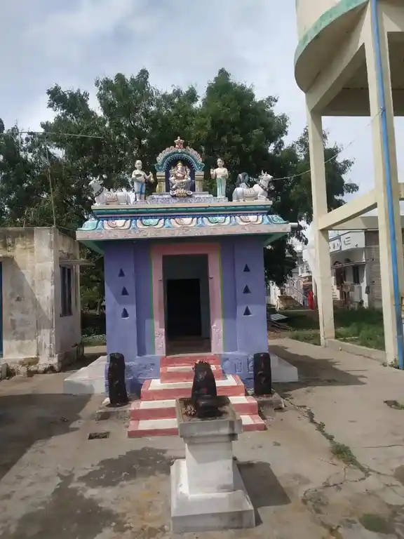 Arulmigu Vinayagar Temple, Manivilundhan - 636121 அருள்மிகு விநாயகர் திருக்கோயில், Manivilundhan - 636121, Salem - Ancient Temple Architecture and History Image 2