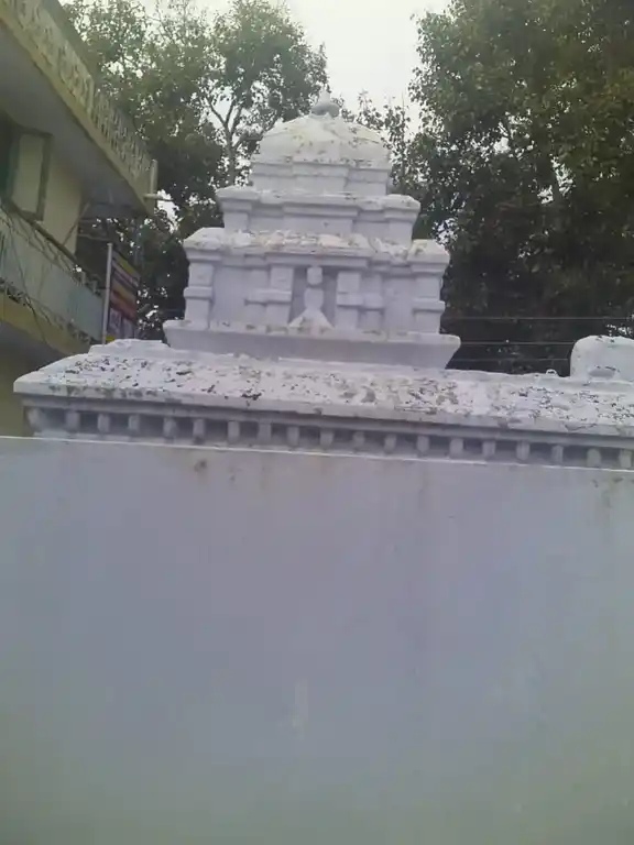 Arulmigu Vinayagar Temple, Megalachinnampalli - 635120 Arulmigu Vinayagar Temple, Megalachinnampalli - 635120, Krishnagiri - Ancient Temple Architecture and History Image 3