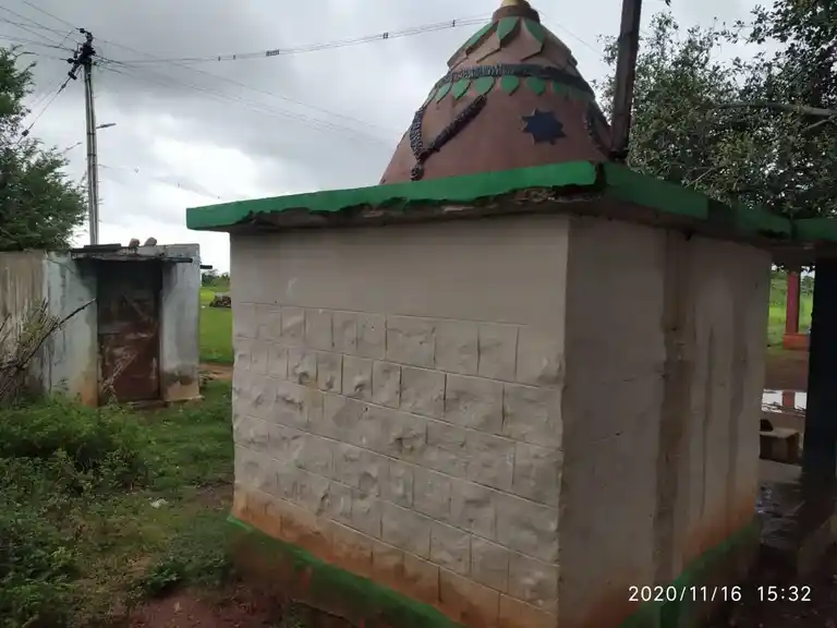 Arulmigu Vinayagar Temple, Nadhanour - 621305 Arulmigu Vinayagar Temple, Nadhanour - 621305, Thiruchirappalli - Ancient Temple Architecture and History Image 2