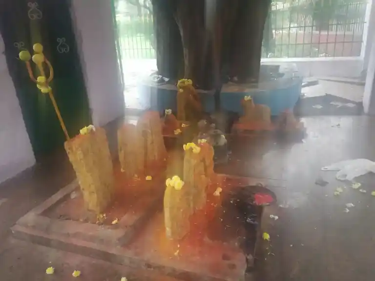 Arulmigu Vinayagar Temple, Near Water Falls, Hogenakkal - 636810 அருள்மிகு விநாயகர் திருக்கோயில், நீர்வீழ்ச்சி அருகில், ஒக்கேனக்கல் - 636810, Dharmapuri - Ancient Temple Architecture and History Image 2