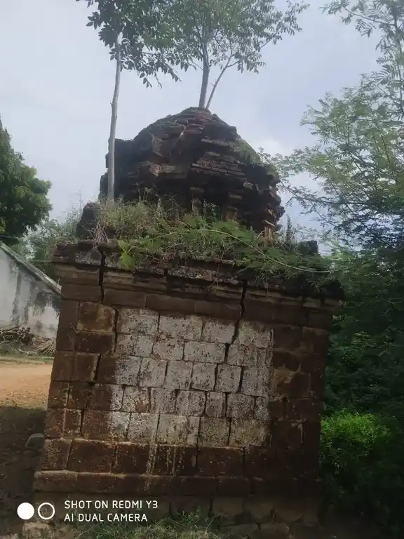 Arulmigu Vinayagar Temple, Perumaltheeyanoor - 621701 அருள்மிகு விநாயகர் திருக்கோயில், Perumaltheeyanoor - 621701, Ariyalur - Ancient Temple Architecture and History Image 4