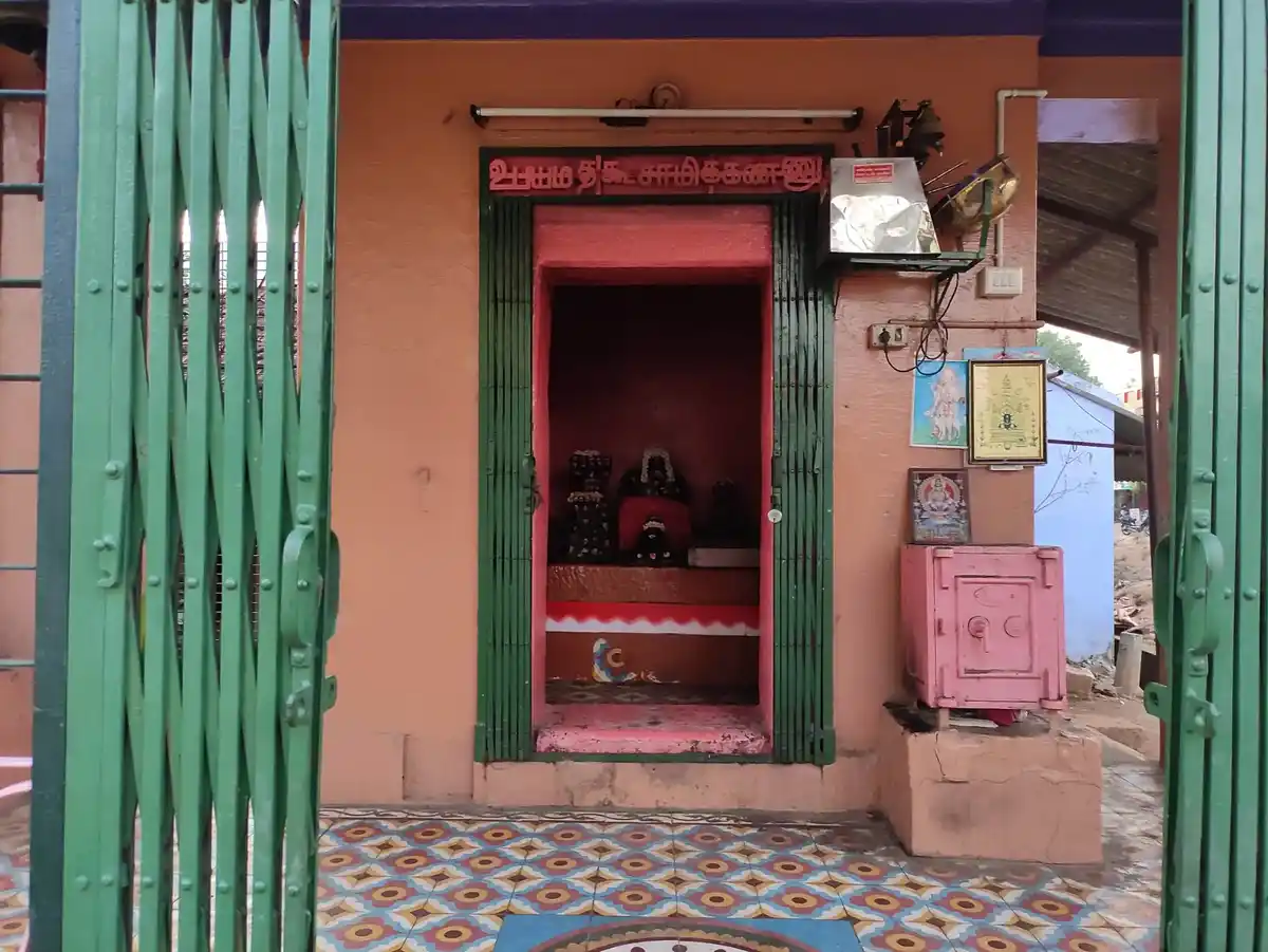 Arulmigu Vinayagar Temple, Silukkuvarpatty - 624215 அருள்மிகு விநாயகர் திருக்கோயில்,  - 624215, Dindigul - Ancient Temple Architecture and History Image 4