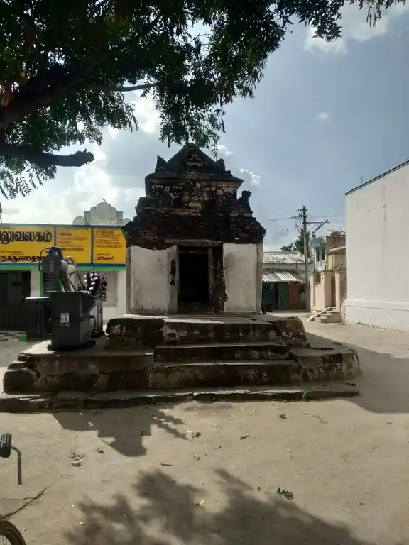 Arulmigu Vinayagar Temple, Ulipuram - 636118 அருள்மிகு &nbspவிநாயகர் திருக்கோவில், உலிபுரம் - 636118, Salem - Ancient Temple Architecture and History Image 3