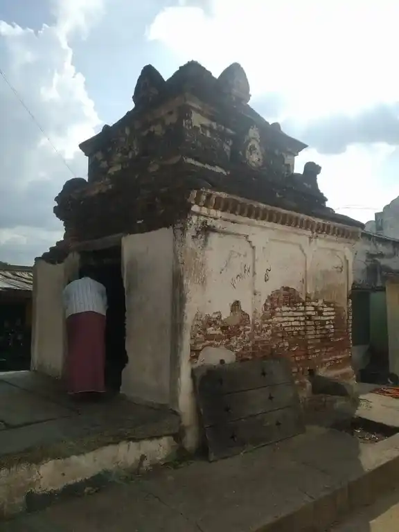 Arulmigu Vinayagar Temple, Ulipuram - 636118 அருள்மிகு &nbspவிநாயகர் திருக்கோவில், உலிபுரம் - 636118, Salem - Ancient Temple Architecture and History Image 4