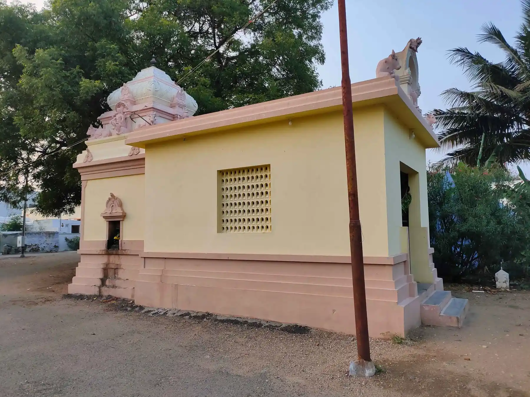 Arulmigu Vinayagar Temple, Vadugapalayam - 641107 அருள்மிகு விநாயகர் திருக்கோயில், Vadugapalayam - 641107, Tiruppur - Ancient Temple Architecture and History Image 3