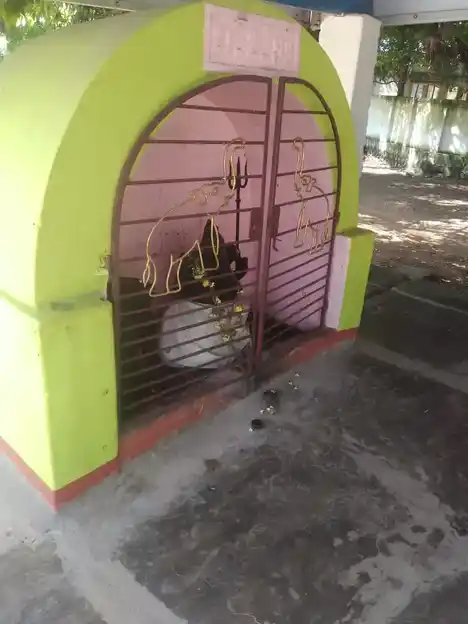 Arulmigu Vinayagar Temple, Valukkuparai - 641105 அருள்மிகு விநாயகர் திருக்கோயில், வழுக்குப்பாறை - 641105, Coimbatore - Ancient Temple Architecture and History Image 2