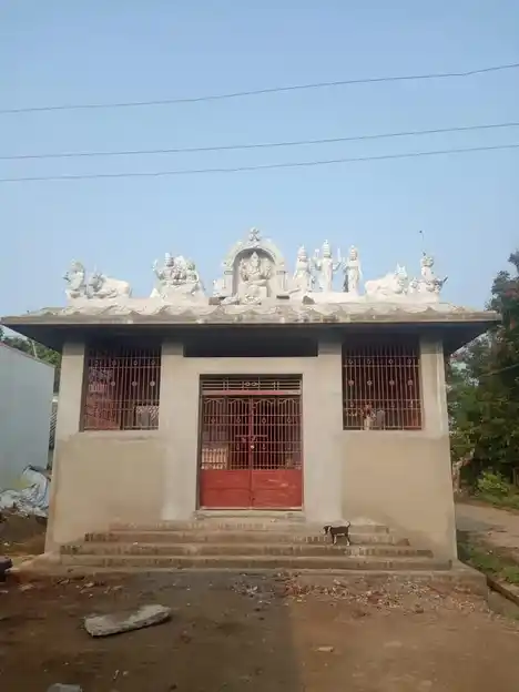 Arulmigu Vinayagar Vagayara Temple, Adari - 606109 அருள்மிகு விநாயகர் வகையறா திருக்கோயில், Adari - 606109, Cuddalore - Ancient Temple Architecture and History Image 3