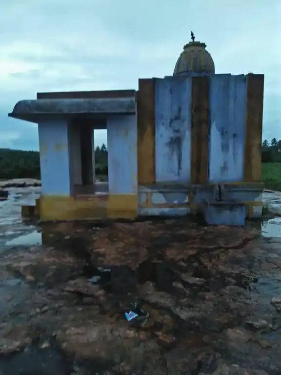 Arulmigu Vinayagar Vahayara Temple, Pilluppatti - 621306 Arulmigu Vinayagar Vahayara Temple, Pilluppatti - 621306, Thiruchirappalli - Ancient Temple Architecture and History Image 3