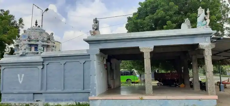 Arulmigu Vinayagar Varadharajaperumal Temple, Magilambadi - 621703 Arulmigu Vinayagar Varadharajaperumal Temple, Magilambadi - 621703, Thiruchirappalli - Ancient Temple Architecture and History Image 4