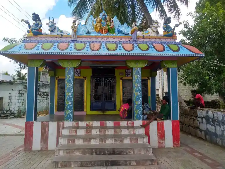 Arulmigu Vinayakar Temple, Karikeni - 625702 Arulmigu Vinayakar Temple, Karikeni - 625702, Madurai - Ancient Temple Architecture and History Image 4