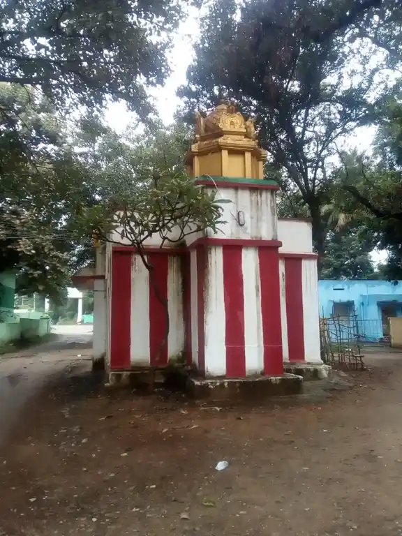 Arulmigu Vinayakar Temple, Lakshmapuram, Manjavadi - 636905