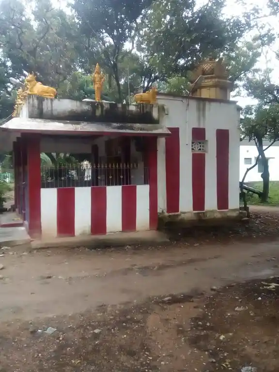 Arulmigu Vinayakar Temple, Lakshmapuram, Manjavadi - 636905 அருள்மிகு விநாயகர் திருக்கோயில், Lakshmapuram, Manjavadi - 636905, Dharmapuri - Ancient Temple Architecture and History Image 3