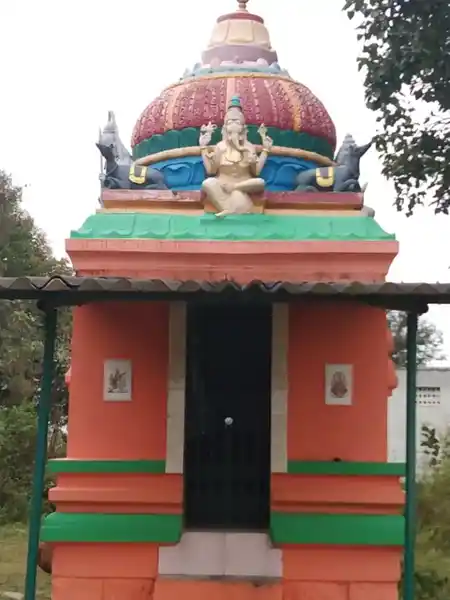 Arulmigu Vinayakar Temple, Nachanampatti, Nachanampatti - 636903 அருள்மிகு விநாயகர் திருக்கோயில், நாச்சினாம்பட்டி, நாச்சினாம்பட்டி - 636903, Dharmapuri - Ancient Temple Architecture and History Image 4