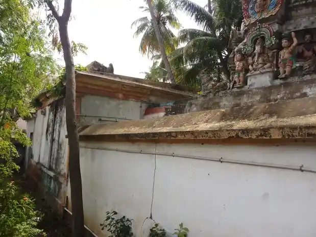 Arulmigu Vinayakar Temple, Nadukaveri, Nadukaveri - 613101 அருள்மிகு பிள்ளையார் திருக்கோயில், Nadukaveri, நடுக்காவேரி - 613101, Thanjavur - Ancient Temple Architecture and History Image 3