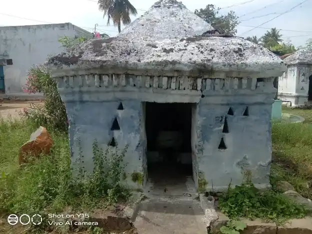 Arulmigu Vinayakar Vediyappan Mariyamman Temple, Elayampatti - 636905 அருள்மிகு விநாயகர், வேடியப்பன், மாரியம்மன் திருக்கோயில், Elayampatti - 636905, Dharmapuri - Ancient Temple Architecture and History Image 4