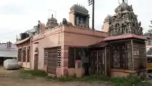 Arulmigu Vinayar Mariamma Drowbathiamman Temple, Annathanapatti, Salem - 636002 அருள்மிகு &nbspவிநாயகர் &nbspமாரியம்மான் &nbsp;திரௌபதியம்மன் &nbsp;திருக்கோவில்&nbsp;, அன்னதானப்பட்டி, Salem - 636002, Salem - Ancient Temple Architecture and History Image 4