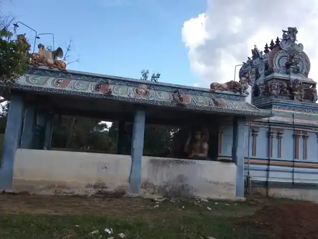 Arulmigu Vinaytheerthavar Temple, Maniyampallam, Alangudi Taluk - 622303 அருள்மிகு வினைதீர்த்தவர் திருக்கோயில், மணியம்பள்ளம், ஆலங்குடி வட்டம் - 622303, Pudukkottai - Ancient Temple Architecture and History Image 4