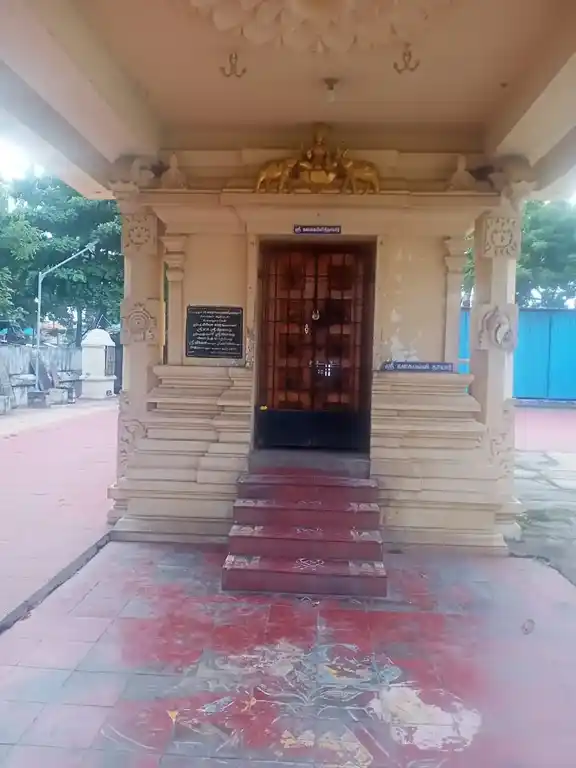 Arulmigu Vinnavaraya Perumal Temple, Ambattur, Chennai - 600053