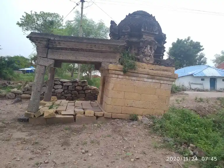 Arulmigu Vinyagar Temple, Nambukurichi - 621719 Arulmigu Vinyagar Temple, Nambukurichi - 621719, Thiruchirappalli - Ancient Temple Architecture and History Image 4