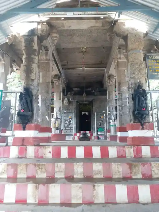 Arulmigu Viruppachi Arumuganayanar Temple, Theerthathotti, Kodangipattii - 625582 அருள்மிகு விருப்பாச்சி ஆறுமுகநாயனார் திருக்கோயில், தீர்த்தத்தொட்டி, கோடாங்கிபட்டி - 625582, Theni - Ancient Temple Architecture and History Image 2