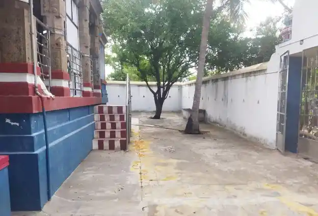 Arulmigu Viruppachi Arumuganayanar Temple, Theerthathotti, Kodangipattii - 625582 அருள்மிகு விருப்பாச்சி ஆறுமுகநாயனார் திருக்கோயில், தீர்த்தத்தொட்டி, கோடாங்கிபட்டி - 625582, Theni - Ancient Temple Architecture and History Image 6