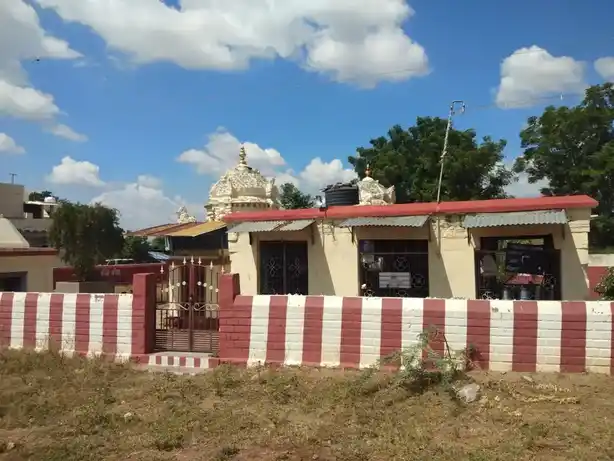 Arulmigu Viruthaachalashvarar Temple, Sanapiratti - 639004 அருள்மிகு விருத்தாச்சலேஸ்வரர் திருக்கோயில், Sanapiratti - 639004, Karur - Ancient Temple Architecture and History Image 2