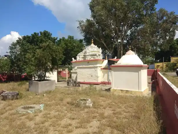 Arulmigu Viruthaachalashvarar Temple, Sanapiratti - 639004 அருள்மிகு விருத்தாச்சலேஸ்வரர் திருக்கோயில், Sanapiratti - 639004, Karur - Ancient Temple Architecture and History Image 3