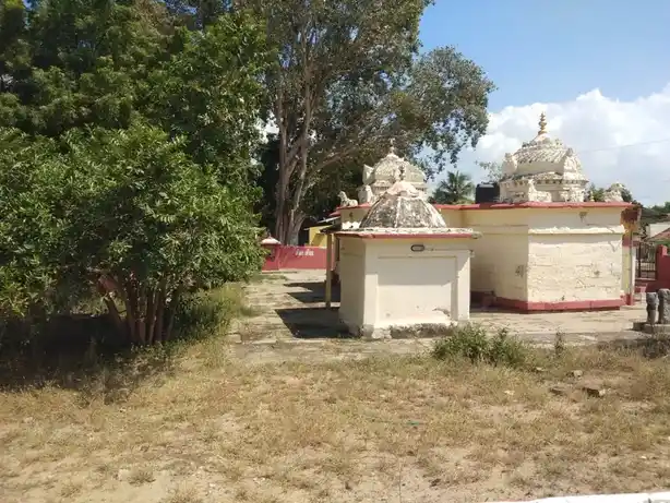 Arulmigu Viruthaachalashvarar Temple, Sanapiratti - 639004 அருள்மிகு விருத்தாச்சலேஸ்வரர் திருக்கோயில், Sanapiratti - 639004, Karur - Ancient Temple Architecture and History Image 4