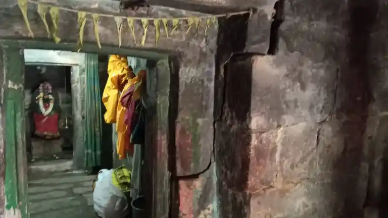 Arulmigu Vishalakshi Sametha Vishwanathaswamy Temple, Koonampatti - 638103 அருள்மிகு விசாலாட்சி சமேத விஸ்வநாதசுவாமி திருக்கோயில், Koonampatti - 638103, Tiruppur - Ancient Temple Architecture and History Image 7