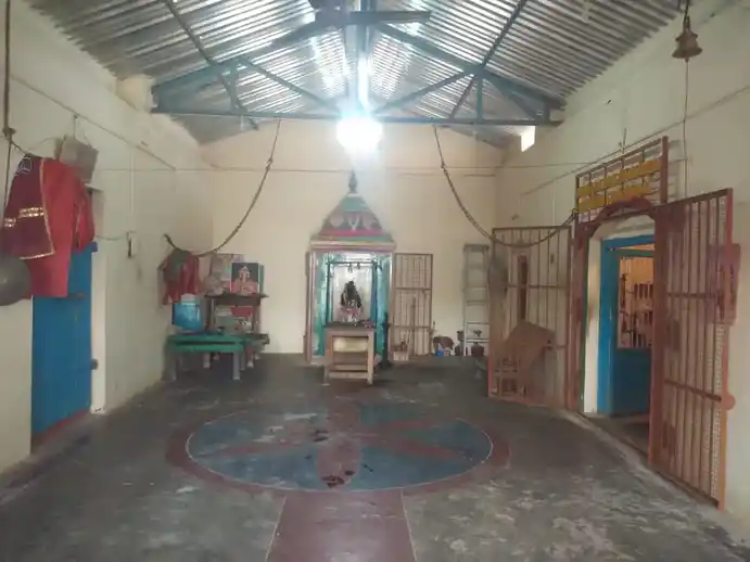 Arulmigu Vishalatchi Kavi Ramanuja Navalar Sabai, Koyampalli - 639114 விசாலாட்சி கவி ராமானுஜ நாவலர் சபை, Koyampalli - 639114, Karur - Ancient Temple Architecture and History Image 4