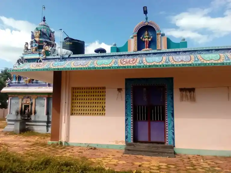 Arulmigu Vishvanaathaswamy Temple, Aayingudi - 614801