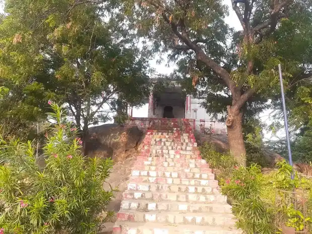 Arulmigu Vishvanaathaswamy Temple, Kunnathur - 621316 அருள்மிகு விஸ்வநாதசுவாமி திருக்கோயில், Kunnathur - 621316, Pudukkottai - Ancient Temple Architecture and History Image 4