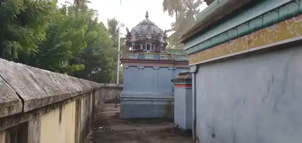 Arulmigu Vishvanatha Swamy Temple, Kuththapattarai Thoppu - 609702 அருள்மிகு விஸ்வநாதசுவாமி திருக்கோயில், Kuththapattarai Thoppu - 609702, Nagapattinam - Ancient Temple Architecture and History Image 6