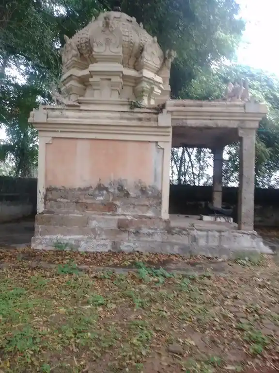 Arulmigu Vishvanatha Swamy Temple, Puthusathiram - 613105