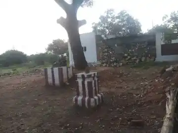 Arulmigu Vishveswarar Temple, Emmampoondi - 634950 Temple