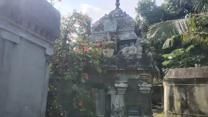 Arulmigu Vishwanathaswamy Temple, Adiyakkamangalam - 611101 அருள்மிகு விசுவநாதசுவாமி திருக்கோயில், Adiyakkamangalam - 611101, Thiruvarur - Ancient Temple Architecture and History Image 2