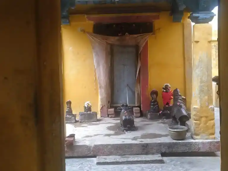 Arulmigu Vishwanathaswamy Temple, Balasamudaram - 624610 அருள்மிகு விஸ்வநாதசுவாமி திருக்கோயில், Balasamudaram - 624610, Dindigul - Ancient Temple Architecture and History Image 4