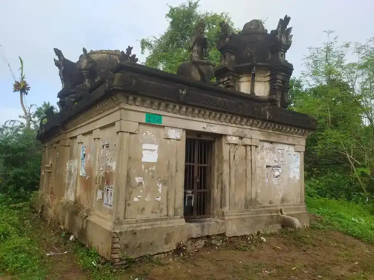 Arulmigu Vishwanathaswamy Temple, Keelanedukattakudi - 610101 அருள்மிகு விசுவநாதசுவாமி கோவில், கீழநெடுங்காட்டங்குடி, திருவாரூர் மாவட்டம் சுவாமி, Keelanedukattakudi - 610101, Thiruvarur - Ancient Temple Architecture and History Image 3
