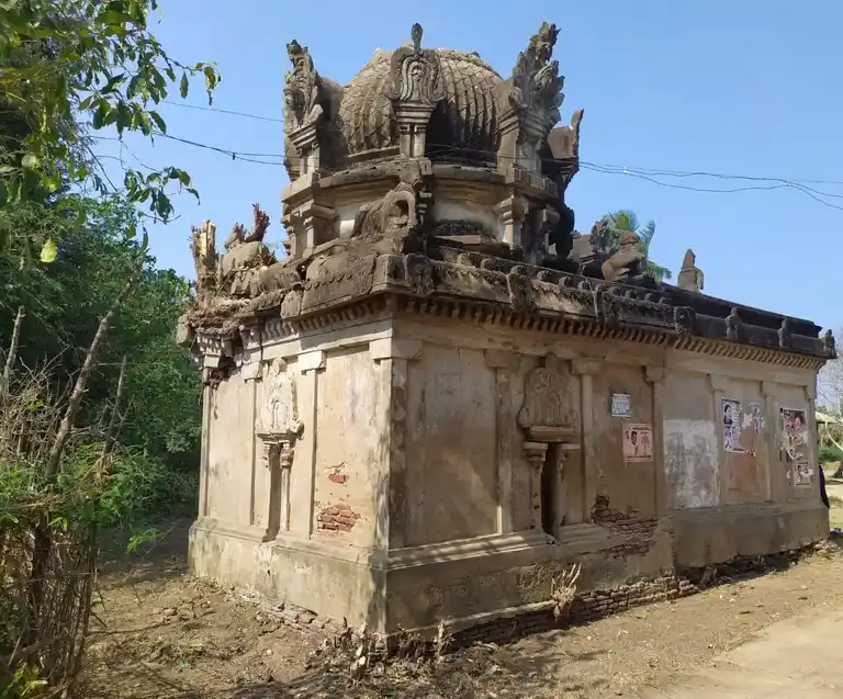Arulmigu Vishwanathaswamy Temple, Keelanedukattakudi - 610101 அருள்மிகு விசுவநாதசுவாமி கோவில், கீழநெடுங்காட்டங்குடி, திருவாரூர் மாவட்டம் சுவாமி, Keelanedukattakudi - 610101, Thiruvarur - Ancient Temple Architecture and History Image 4