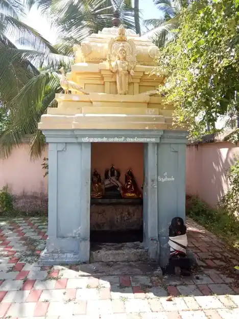 Arulmigu Vishwanathaswamy Temple, Kunniyur - 610202 அருள்மிகு விஷ்வநாதசாமி திருக்கோயில், Kunniyur - 610202, Thiruvarur - Ancient Temple Architecture and History Image 4