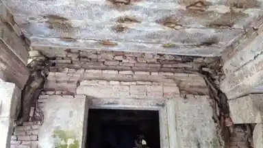 Arulmigu Visvanathasawamy Temple, Aladhur - 610203 அருள்மிகு விஸ்வநாசுவாமி திருக்கோயில், Aladhur - 610203, Thiruvarur - Ancient Temple Architecture and History Image 7