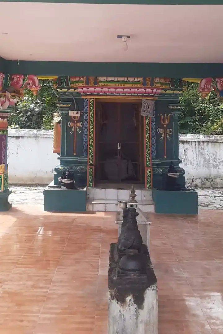 Arulmigu Visvanathaswamy Temple, Velur - 612106 அருள்மிகு விஸ்வநாத சுவாமி திருக்கோயில், Velur - 612106, Thanjavur - Ancient Temple Architecture and History Image 5