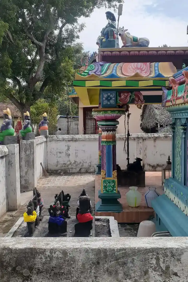 Arulmigu Visvanathaswamy Temple, Velur - 612106 அருள்மிகு விஸ்வநாத சுவாமி திருக்கோயில், Velur - 612106, Thanjavur - Ancient Temple Architecture and History Image 11