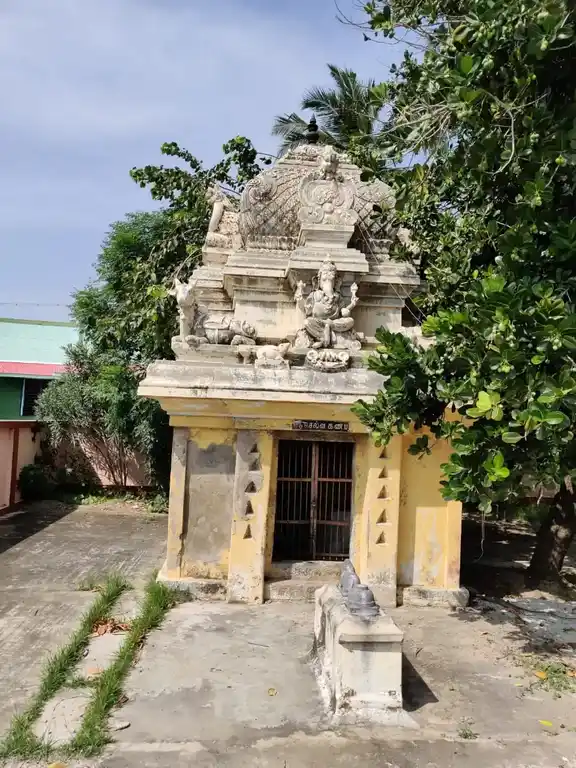 Arulmigu Visvanatheeswarar Temple, Valavanur - 632511 அருள்மிகு வளவநாதீஸ்வரர் திருக்கோயில், வளவனூர் - 632511, Ranipet - Ancient Temple Architecture and History Image 5