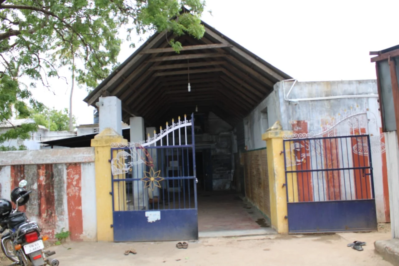 Arulmigu Visvanathswamy Temple, Mutharasanallur - 620102 அருள்மிகு விஸ்வநாதசுவாமி திருக்கோயில், பழூர், திருவரங்கம் வட்டம், திருச்சி மாவட்டம் - 620102, Thiruchirappalli - Ancient Temple Architecture and History Image 8